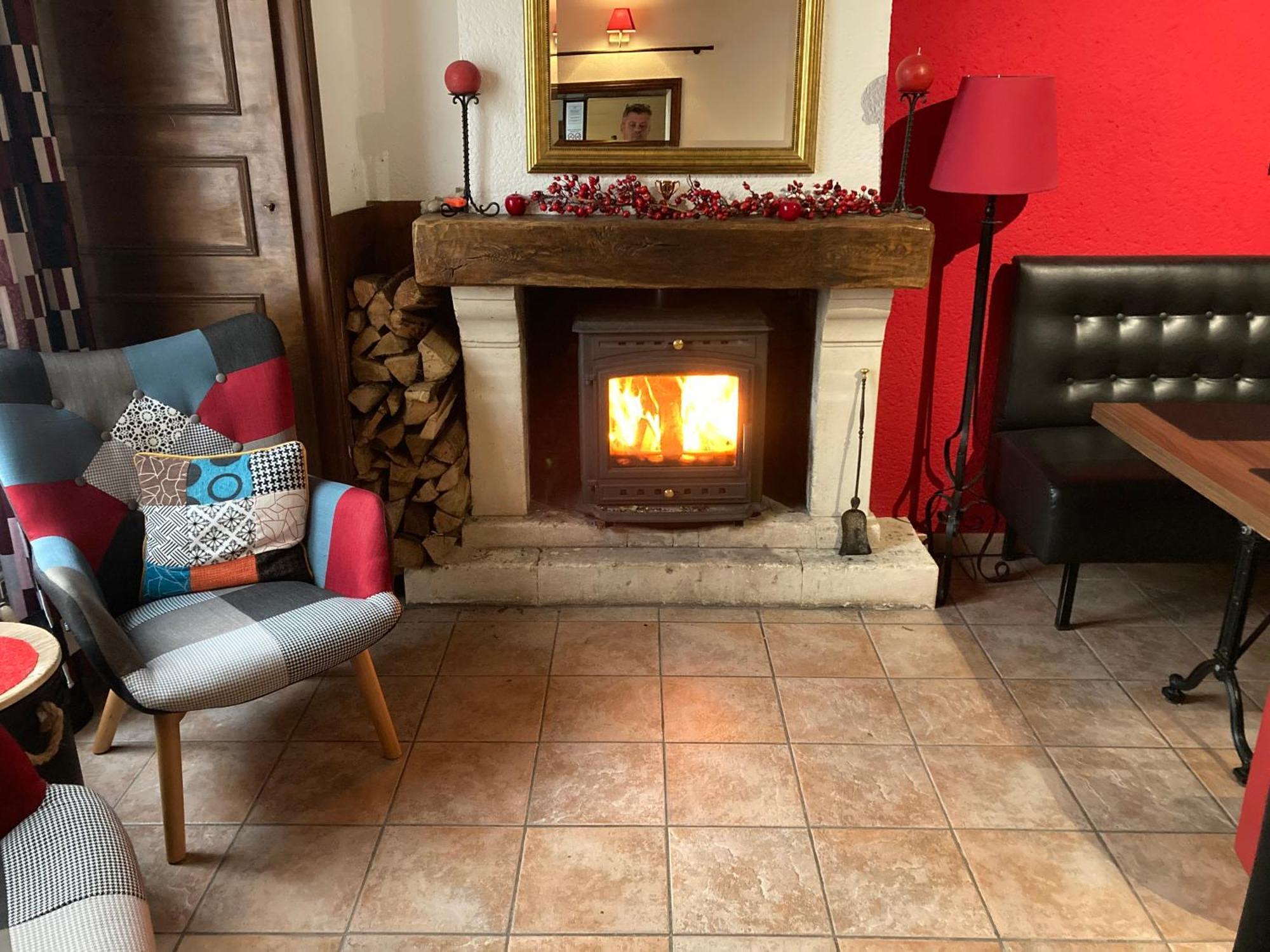 Logis Auberge De Launay Limeray Kültér fotó