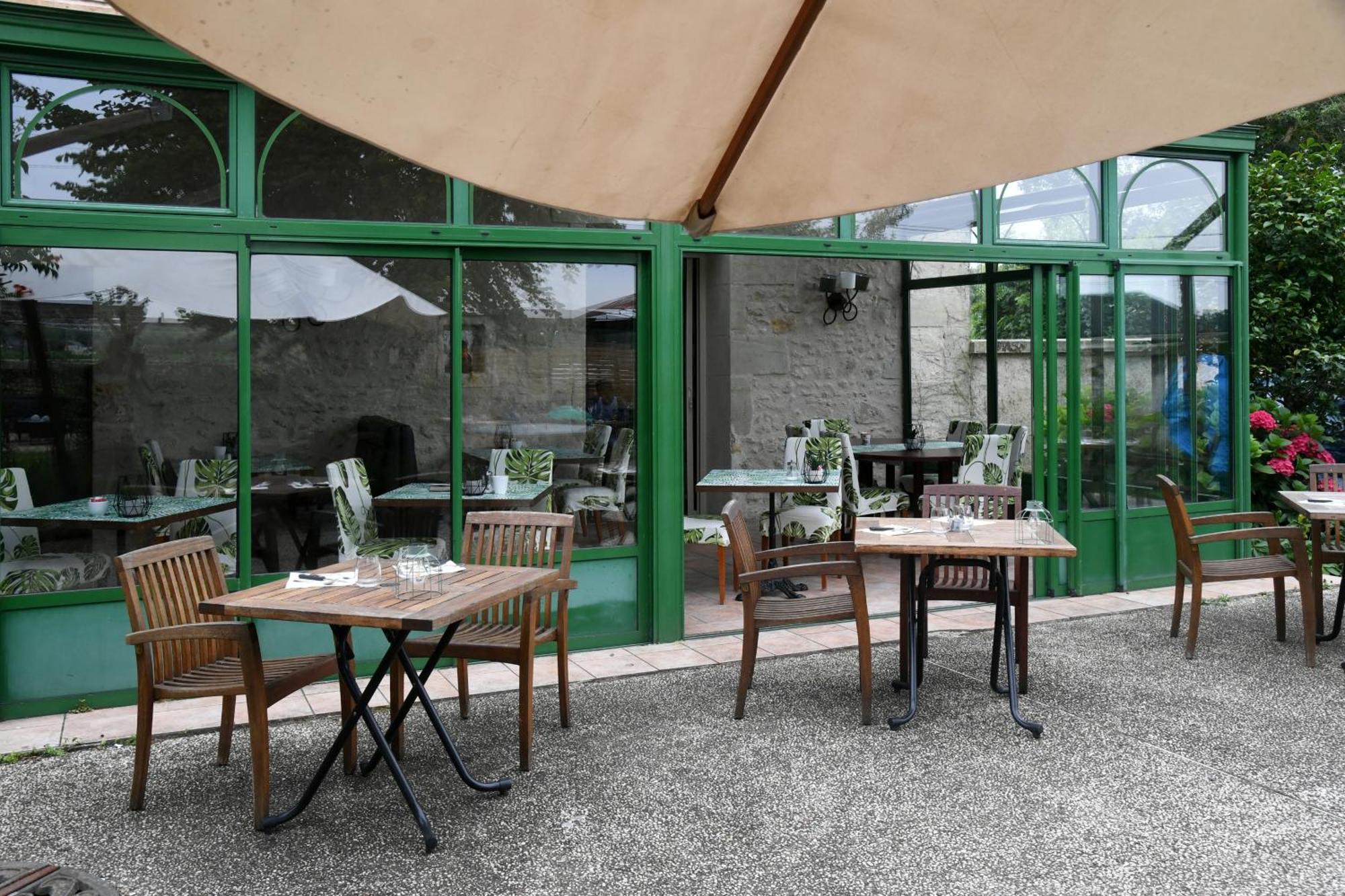 Logis Auberge De Launay Limeray Kültér fotó